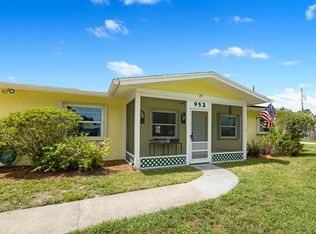 952 SW 37th Ter, Palm City, FL 34990