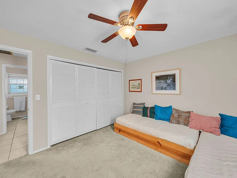 13540 Stratford Place Cir #202 — Photo 42