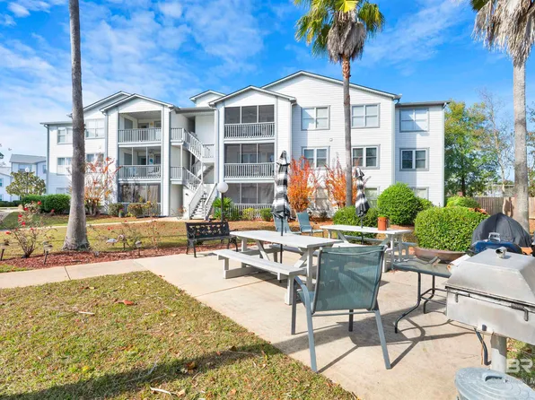 2200 2nd St E #304A, Gulf Shores, AL 36542
