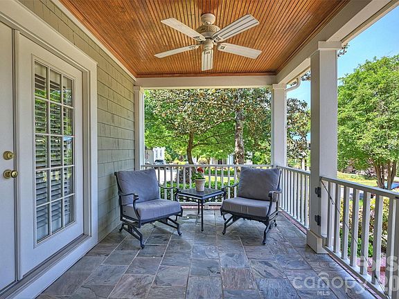 4th image of 2909 Chelsea Dr