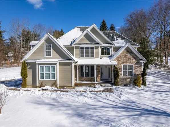 530 East Hyerdale Drive, Goshen, CT 06756