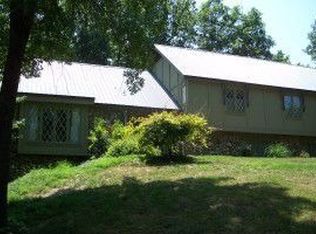 5884 E Brandywine Creek Rd, Columbia, MO 65201