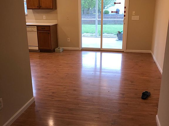 5th image of 19290 Searay Dr