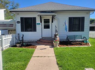 1806 W 3rd St, NORTH PLATTE, NE 69101