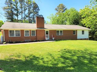 108 Hill St, King, NC 27021