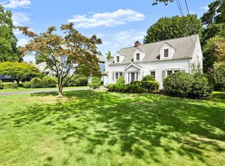 13 Linwood Ave, Riverside, CT 06878