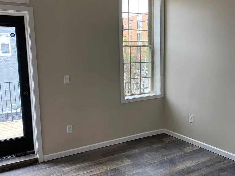 1805 Saint Paul St #3 — Photo 11