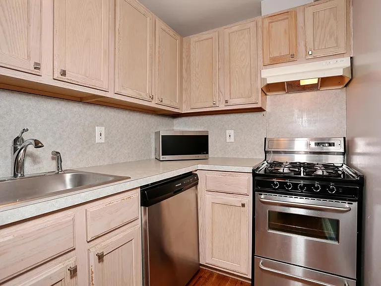 461 4th St #1W — Photo 7