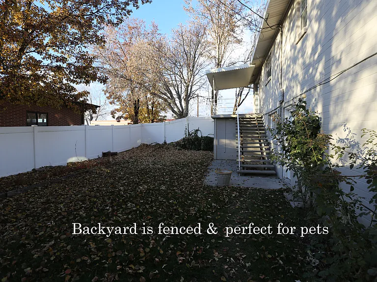 3041 E Middleton Way — Photo 13