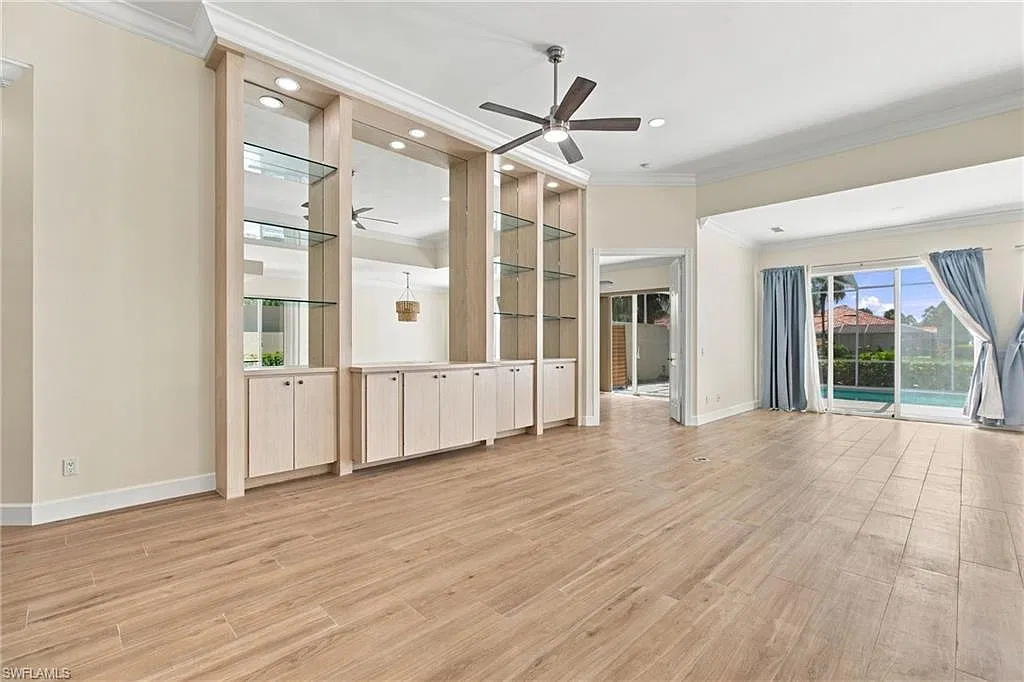 3 bed, 2.0 bath, 2181 sqft, $3,995 — Photo 3