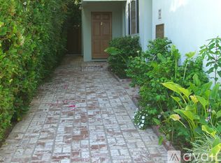 11669 Mayfield Ave APT 5, Los Angeles, CA 90049
