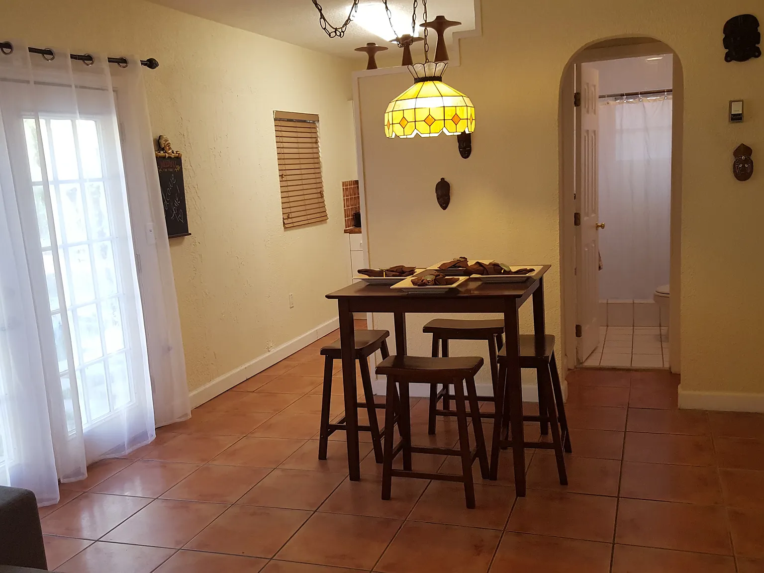 2 bed, 730 sqft, $2,600 — Photo 4
