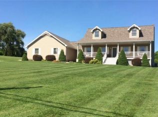 448 Hickory Square Rd, Connellsville, PA 15425