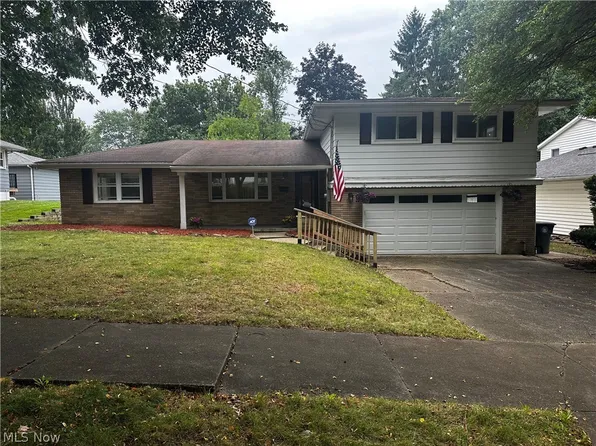 182 Wayne Ave, Akron, OH 44301