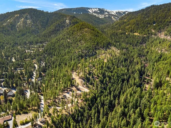 6424 Summit View Place, Wenatchee, WA 98801