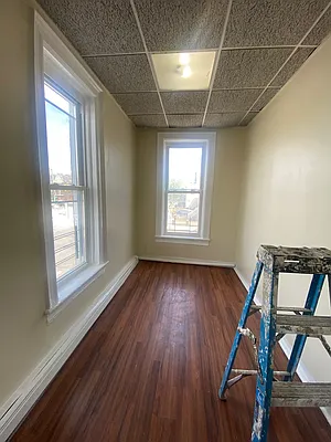 Rented by NYC LUXURY APT RENTALS CO LLC | media 13