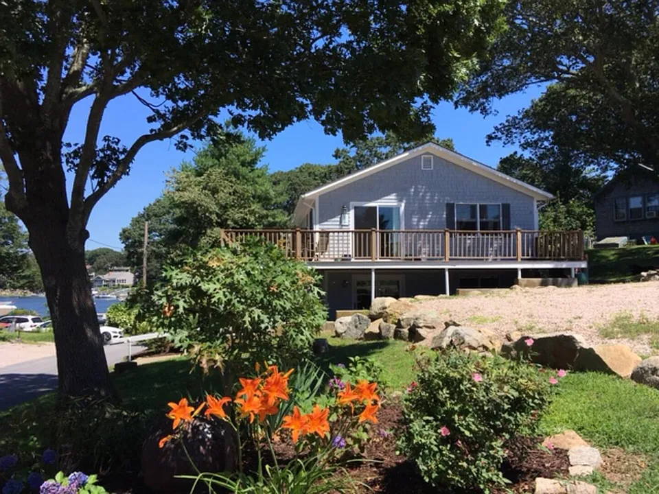 85 Harbour Island Rd
