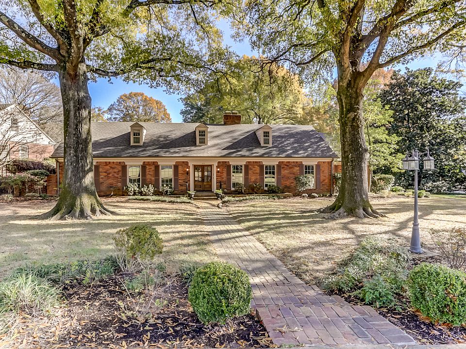 1st image of 272 Wakefield Dr