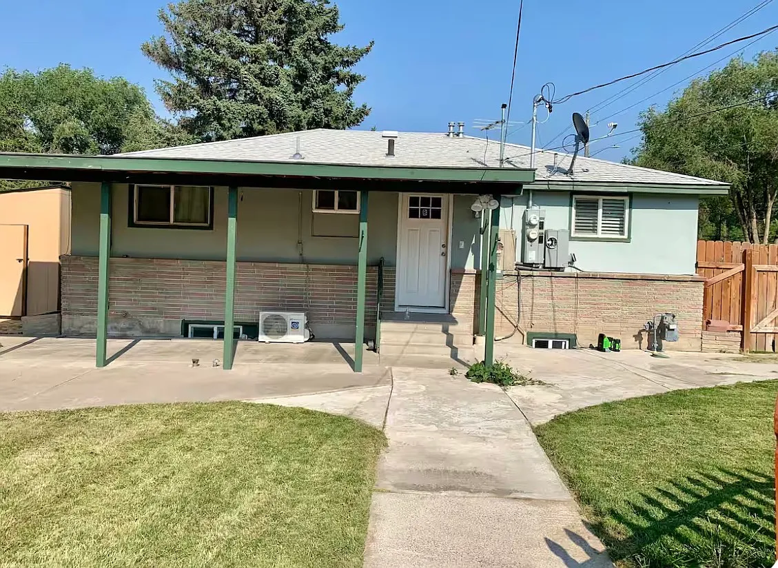4 bed, 1416 sqft, $2,200 — Photo 1