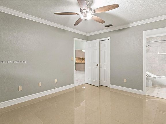 4th image of 5471 W 27th Ct