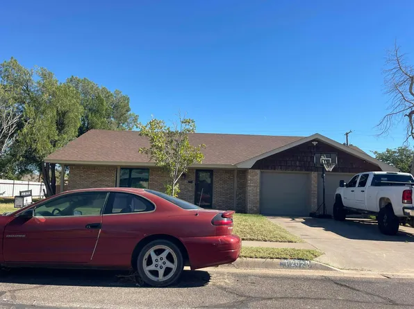 202 N Eisenhower Dr, Midland, TX 79703