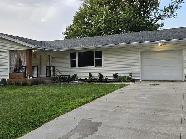 106 E 6th St, Early, IA 50535