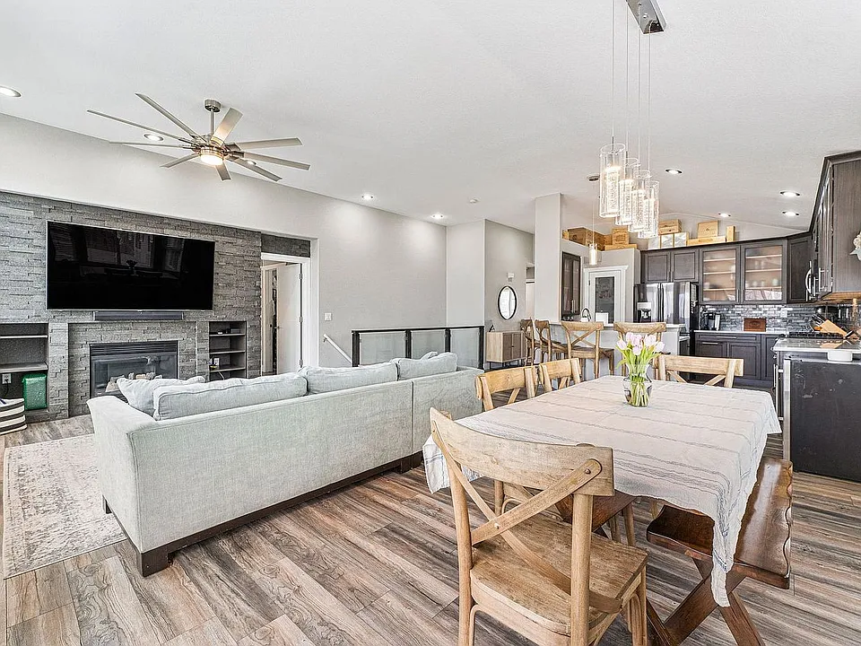 16082 Butterwort Cir