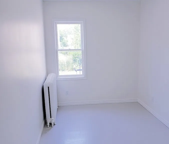 538 Louis Ave #1 — Photo 18