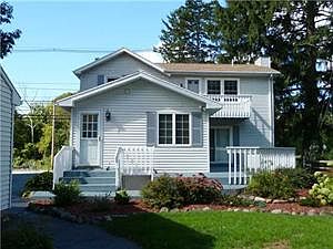 2nd image of 354 Jefferson Ave