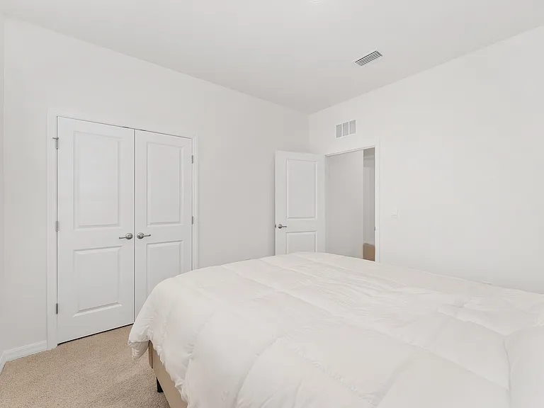 4086 NW 48th Ter — Photo 31