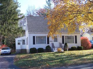 305 Peach Orchard Rd, Waterbury, CT 06706