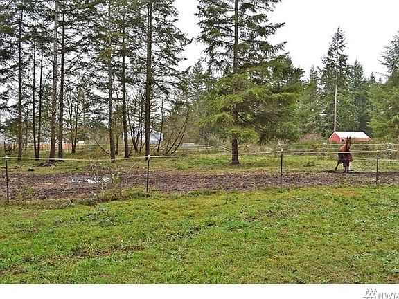 3rd image of 17240 Old Highway 99 SE