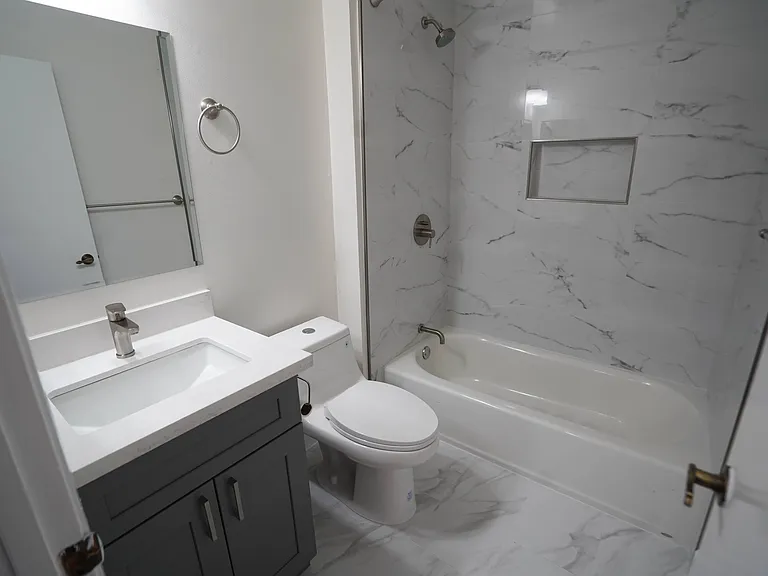 2396 Shoreside Ct — Photo 18