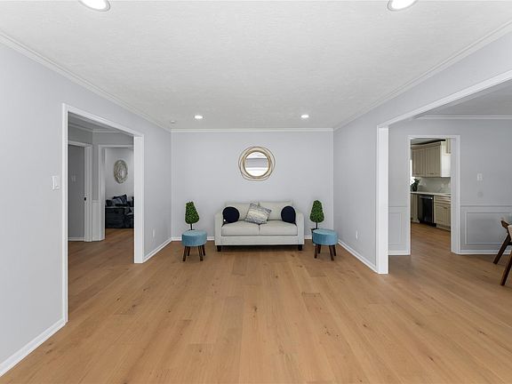 4th image of 2635 Talina Way