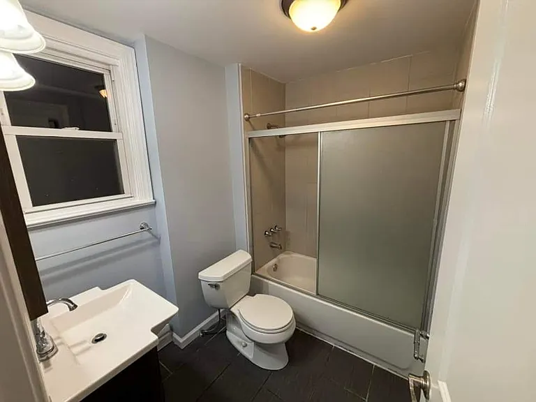 36 E 16th St #2 — Photo 5