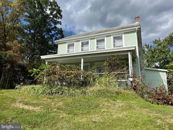 499 Doubling Gap Rd, Newville, PA 17241
