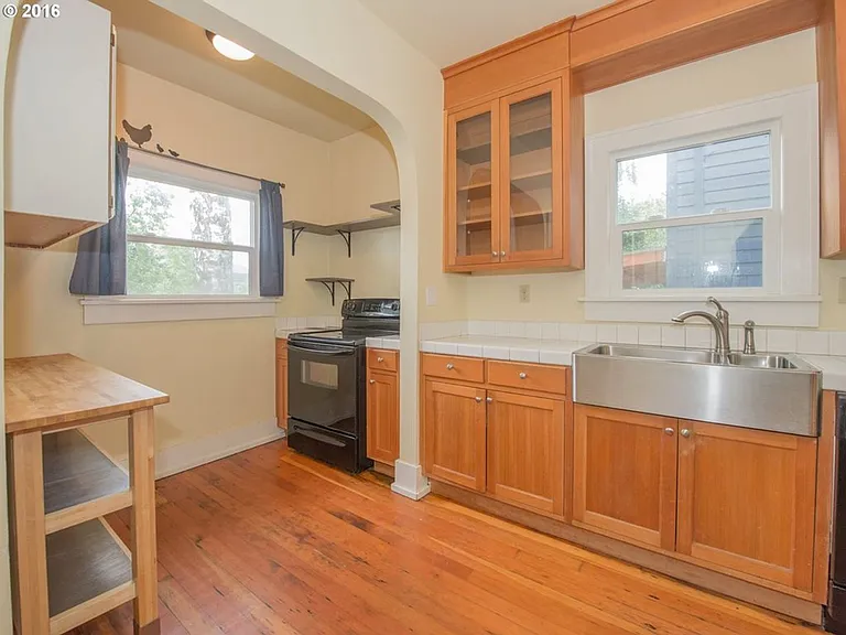 6711 N Albina Ave — Photo 8