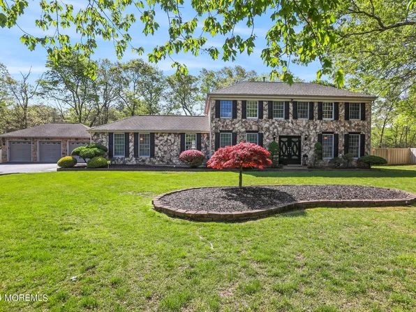 8 Brentwood Drive, Jackson, NJ 08527