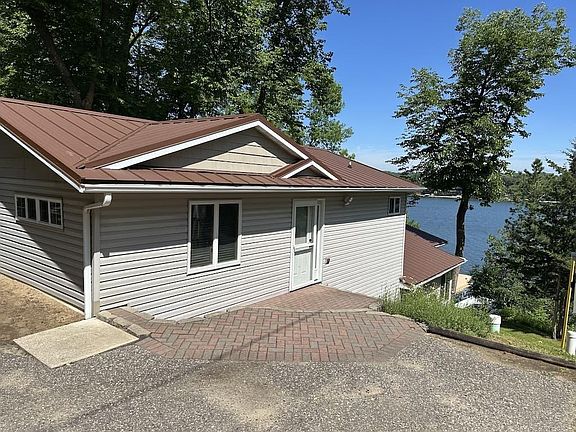 3rd image of 30356 Brentwood Rd