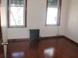 214 32nd St, Brooklyn, NY 11232