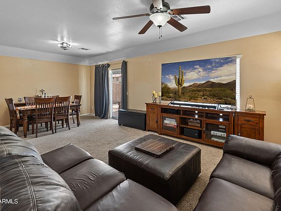 4th image of 253 E SHERRI Drive