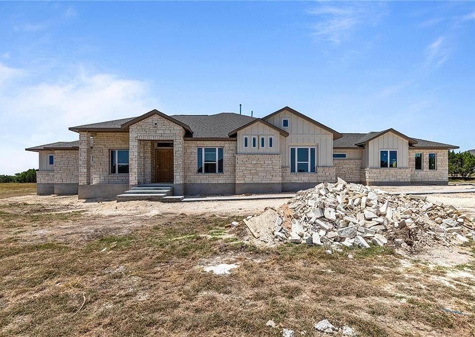 1st image of 305 Joya Dr
