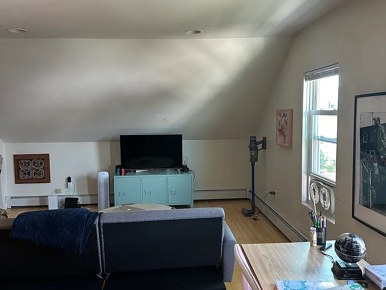 52 Vinton St #3 — Photo 15