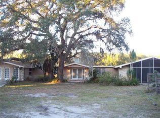 10441 Hilltop Dr, New Port Richey, FL 34654
