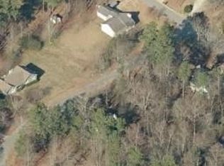 139 Crest Pointe Ct, Auburn, GA 30011