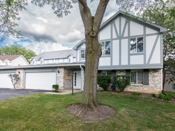 385 Springlake Ln APT D, Aurora, IL 60504