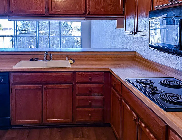 750 S Royal Crest Cir #323 — Photo 13