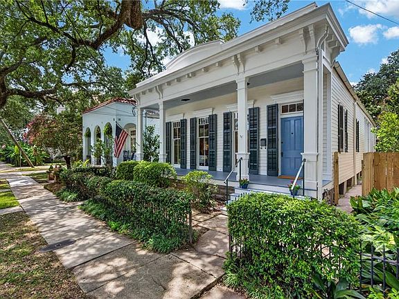 2nd image of 1106 Napoleon Ave