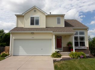 16136 Redwood St, Omaha, NE 68136