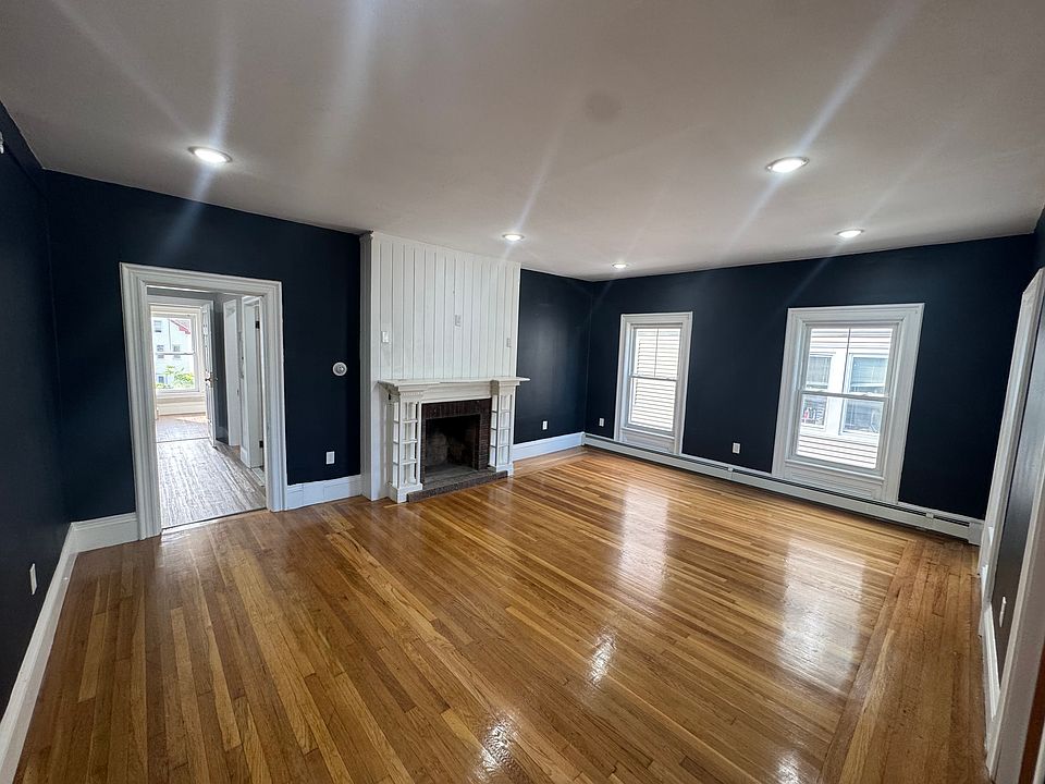 Dining Room/ Living Area